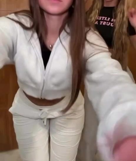 Julia Filippo & Sophie Rain Leaked – Sexy Dance So Hot